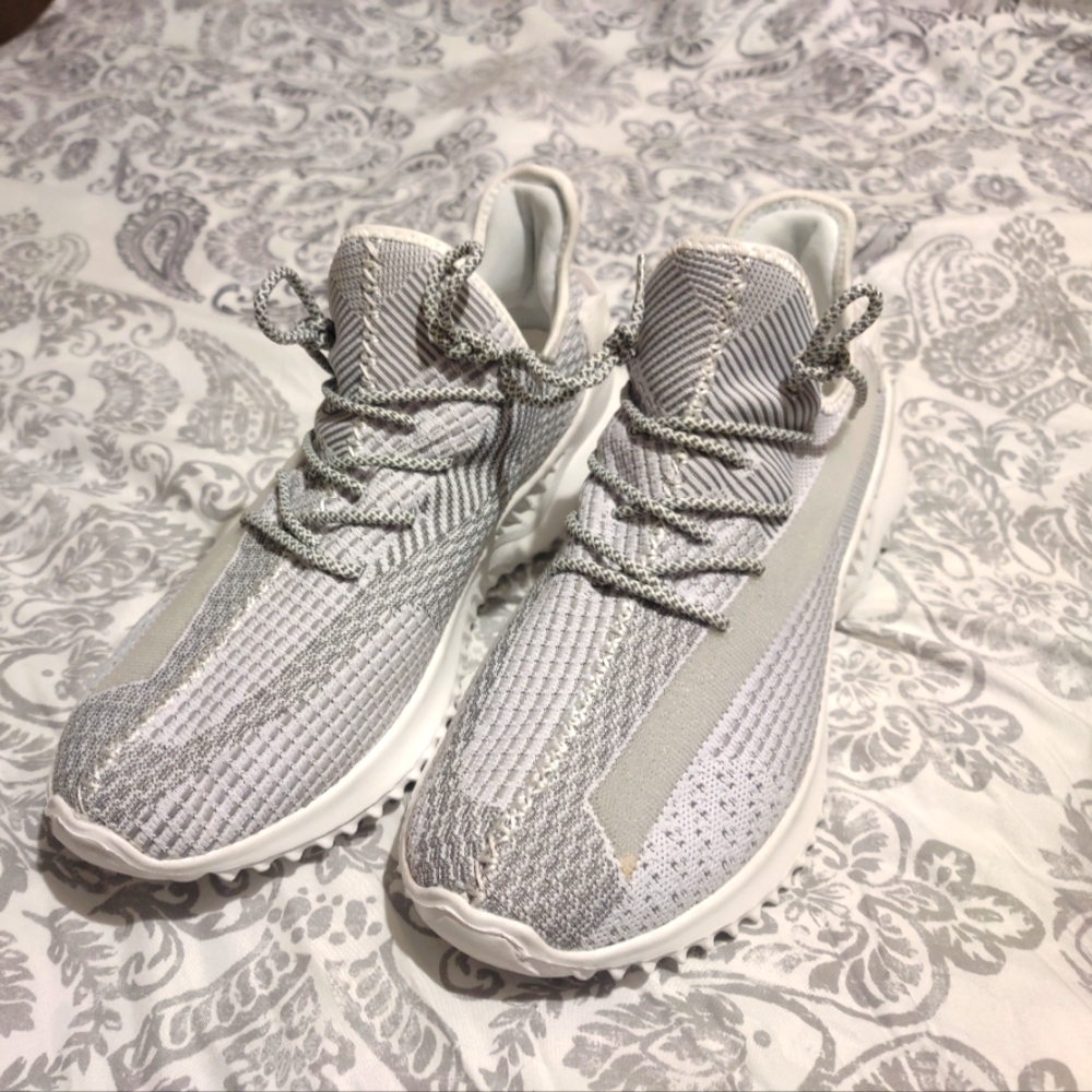 ERA-S190 Men's Shoes.